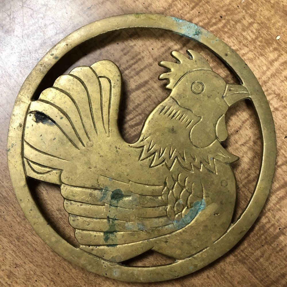 Vintage Brass Rooster Trivet Round Footed Chicken Kitchen Hot Pad 7" Wide